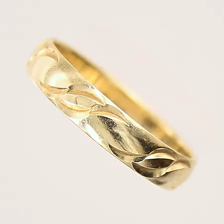 Ring med dekor, stl 16, bredd 3,5mm, 14K Vikt: 1,6 g