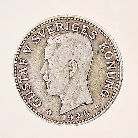 Mynt, Gustaf V Sveriges Konung med folket för fosterlandet, 2kr, Ø31mm, silver 800/1000 Vikt: 14,9 g