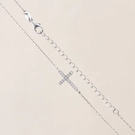 Collier med integrerat hänge med vita stenar, Vidal & Vidal, längd: 38-44cm, bredd: 1-10,3mm, silver 925/1000 Vikt: 2,1 g