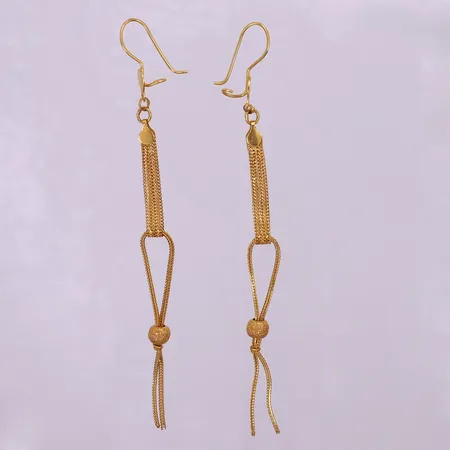 Örhängen, ca 98x4mm, skeva krokar. 21K Vikt: 5 g