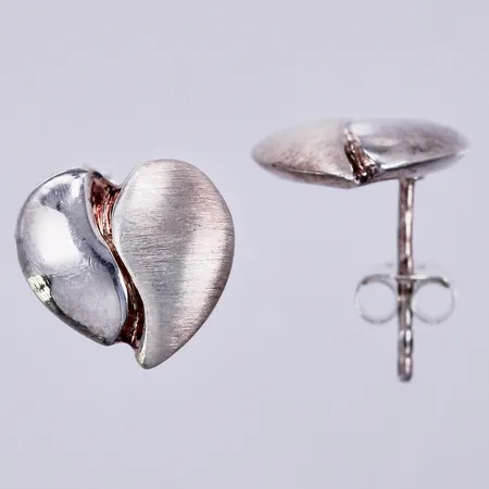Ett par örhängen Ø 10mm, GHA 925/1000 silver Vikt: 2,3 g