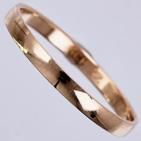 Ring, stl: 16¾, bredd: ca 2mm, Schalin, 18K Vikt: 1,2 g