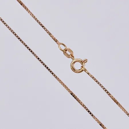Kedja Venezia längd ca 44,5cm, bredd ca 1mm, 18K Vikt: 3,6 g