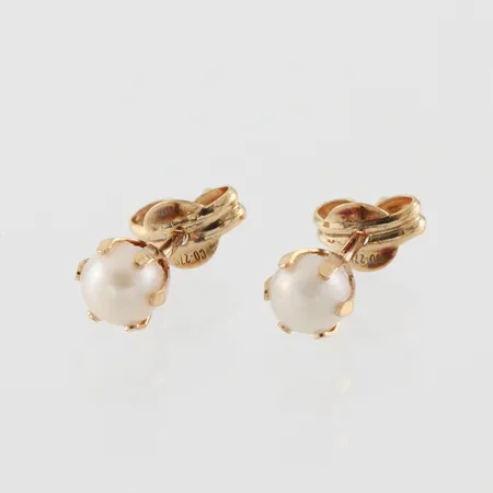 Örhängen paret med pärlor, Ø ca 4mm, 18k Vikt: 0,7 g
