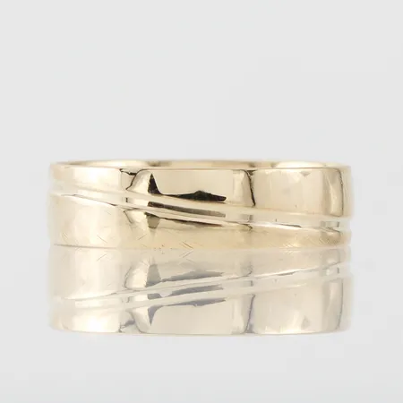 Ring Glamira, storlek 20 ½ mm, bredd 5.9 mm,18k. Vikt: 5,5 g