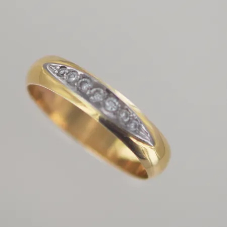 Ring med diamanter 0,16ct, Ø 20 mm B 5mm, vitguld 18k Vikt: 5 g