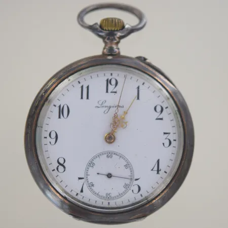 Klocka Longines Grand Prix Paris 1889 fickur, Ø 50 mm, Silver 800/1000, boetnummer 982842. Fungerar direkt vid enklare test men vi lämnar ingen funktionsgaranti    Vikt: 90,9 g