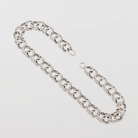 Armband Bismarck, saknar lås, längd ca 18,5cm, bredd 6,8mm, silver Vikt: 8,3 g
