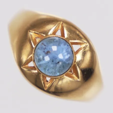 Ring, blå sten, Hallberg år 1969, stl ca 18, skev, 18K  Vikt: 2,3 g