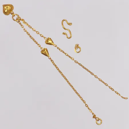Armband, berlock hjärta, ca 15,5cm, defekt delar av, 23K  Vikt: 1,9 g