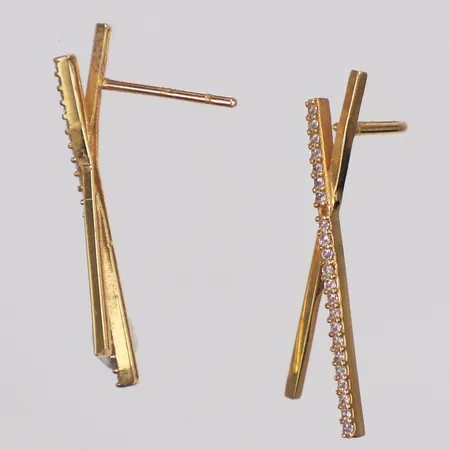 Ett par örhängen, vita stenar, 25mm, defekta, böjd stift, sten saknas, 18K  Vikt: 1,2 g
