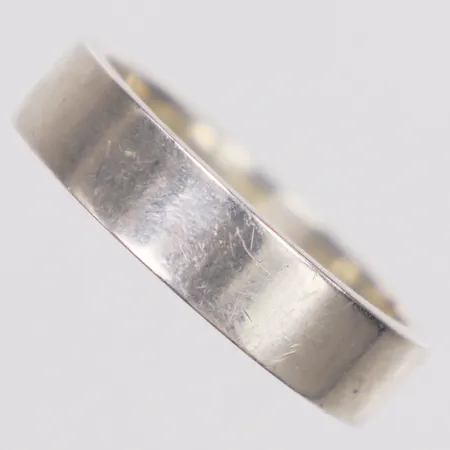 Ring, slät, Guldfynd, stl 21¾, bredd 6mm, 925/1000 silver Vikt: 8,7 g