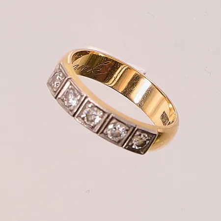 Ring, 5x diamanter 0,40ctv enligt gravyr, Ø17¼, gravyr, 18K 5,0g.