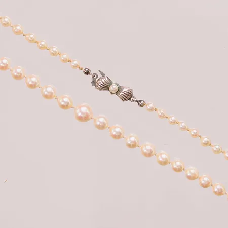 Pärlcollier, 50cm, bredd ca 3-7mm, silverlås, 830/1000 Silver bruttovikt: 14g