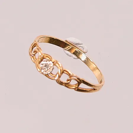 Ring, Bismarck, Ø17, bredd:4mm, diamant 1x ca 0,01ct, 18K 1,2g.