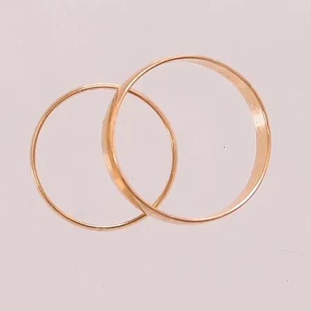 2 Ringar, gravyr, 18K 6,6g.
