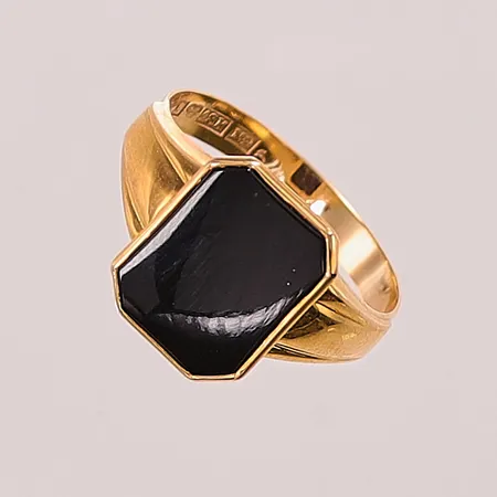 Ring, Ø21, bredd:14mm, onyx, 18K 4,1g.