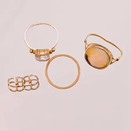 Diverse guld, defekt, 18K 8,4g.