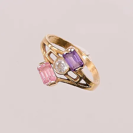 Ring, Ø18¾, bredd:13mm, stenar, 14K 2,9g.