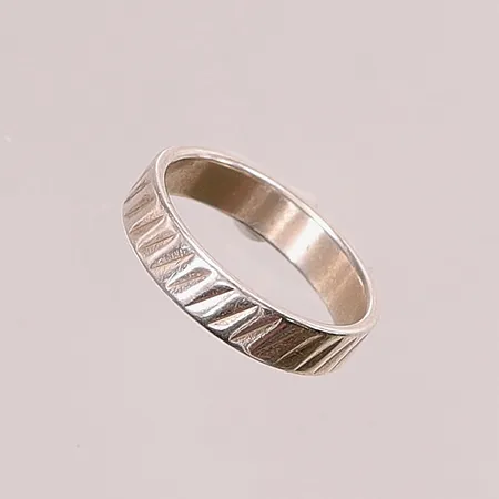 Ring, Ø18, bredd:4mm, 925/1000 Silver 3,6g.
