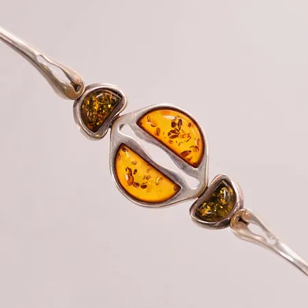 Armband, bärnsten, cirka 18cm, halvstelt, 925/1000 Silver 23g.