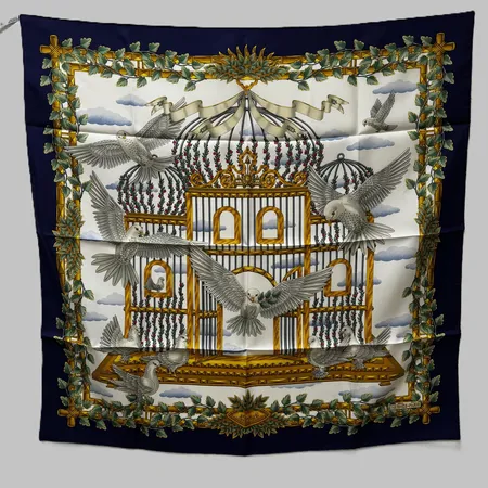 Scarf Hermés, Joachim Metz, Envol Hermés, ca 90x90cm, tillhörande originalbox.
