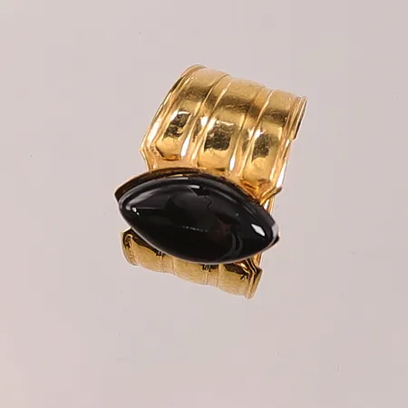 Ring, ca Ø19, bredd:16mm, svart sten, 18K 4,5g.
