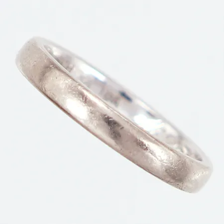 Ring slät vitguld, stl 16¾, 3mm, gravyr, 18K Vikt: 3,7 g
