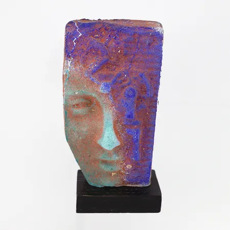 Skulptur i glas av Björn Ekegren (född: 1955), höjd: 14cm, 232/300. Skickas med paket.