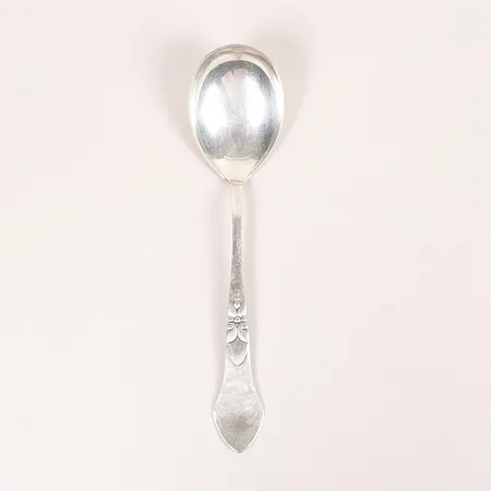 Serveringssked, kontrollstämpel Christian Heise, Danmark, längd 20cm, slitage, silver. Vikt: 52 g