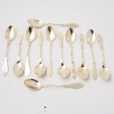 12st kaffeskedar i silver, 12cm, modell Jämtlandsskeden, 830/100, tillverkad av Guldsmedsaktiebolaget I Stockholm, 60-tal, vikt 100,77g.