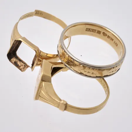 Diverse defekt guld, 18K, vikt 15,29g.