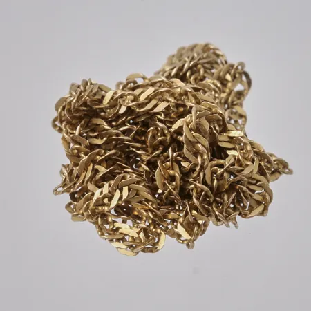 Defekt guld, 14K, vikt 2,81g.