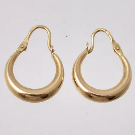 1par örhängen i 18K guld, mått 14x19,5mm, bredd 3,3mm, importstämpel, 1,44g.