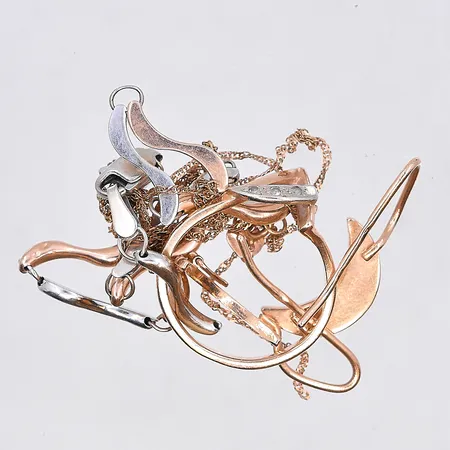 Diverse defekt guld, 14K. Vikt: 8,6 g