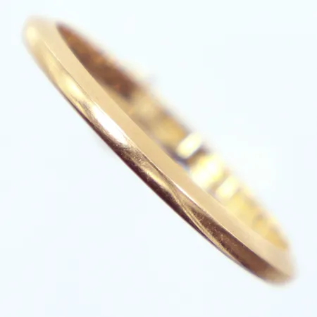 Ring, Ø17½, gravyr, 18K Vikt: 1,6 g