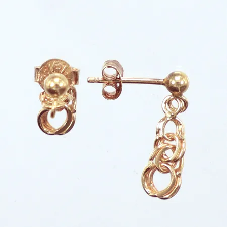 Ett par örhängen Bismarck, olika lås , 1,5cm, 18k  Vikt: 1,3 g