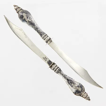 Två brevknivar, Siam Sterling, 183mm, ett originaletui, importstämplar, silver 925/1000 Vikt: 39,9 g