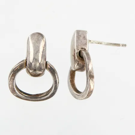 Ett par örhängen utan stopp, 20x14mm, silver 925/1000 Vikt: 5,8 g