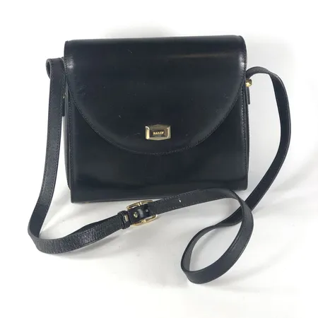 Handväska Bally, 22x19x8cm, läder, slitage, dustbag