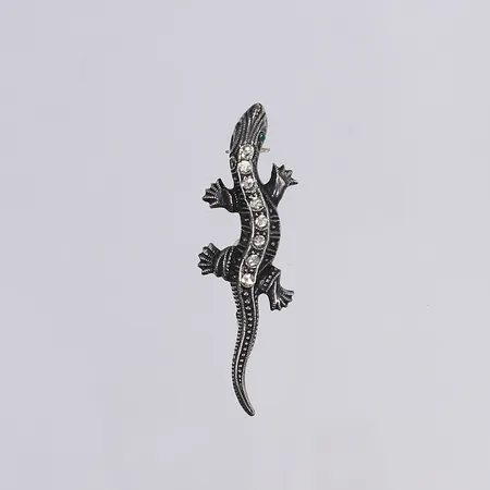 Brosch ödla med vita stenar, 42x13mm, ostämplat silver  Vikt: 3,5 g