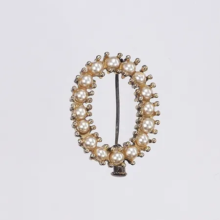 Brosch med imitationspärlor, 26x20mm, slitage, silver 830/1000 Vikt: 5,1 g