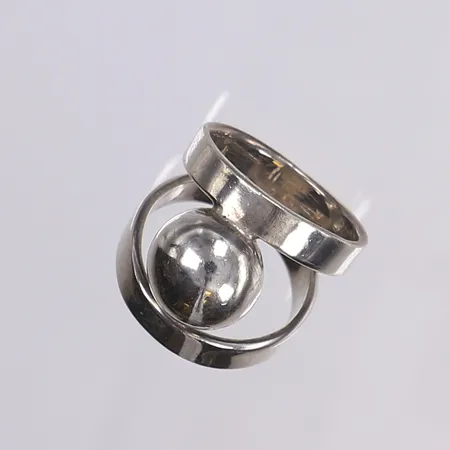 Ring, stl ca 17, bredd 8-20mm, silver 925/1000 Vikt: 7,6 g