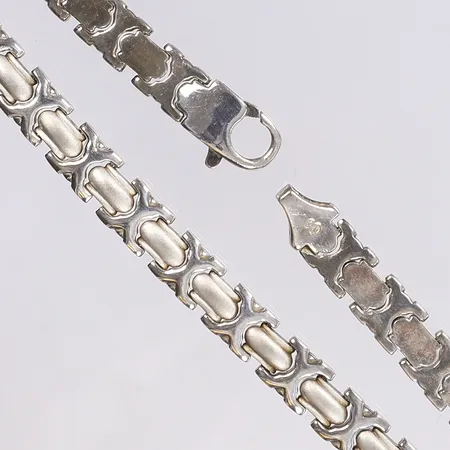 Halscollier, 45cm, bredd 8mm, silver 925/1000 Vikt: 77,1 g