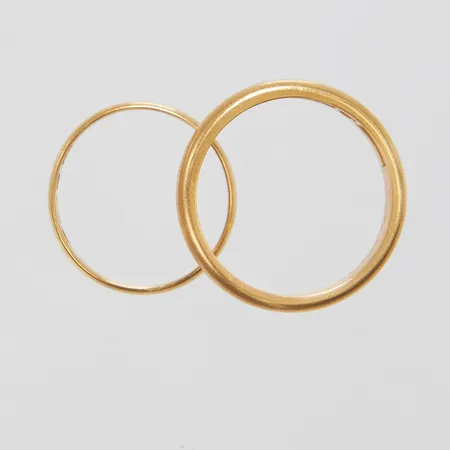 Diverse guld, graverat, 18K Vikt: 8,8 g