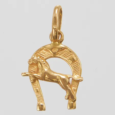 Hänge, Hästsko, 2,3cm, otydlig stämpel, 18K  Vikt: 1,2 g