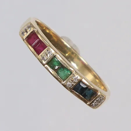 Ring med stenar, defekt, 14K Vikt: 2,3 g