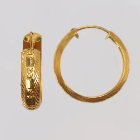 Ett par örhängen, creoler, Ø20mm, bredd 5mm, 22K Vikt: 1,2 g