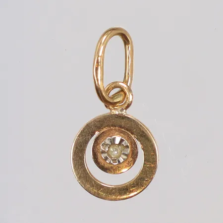 Hänge 7x15mm inklusive hängöglan, 18K Vikt: 0,5 g