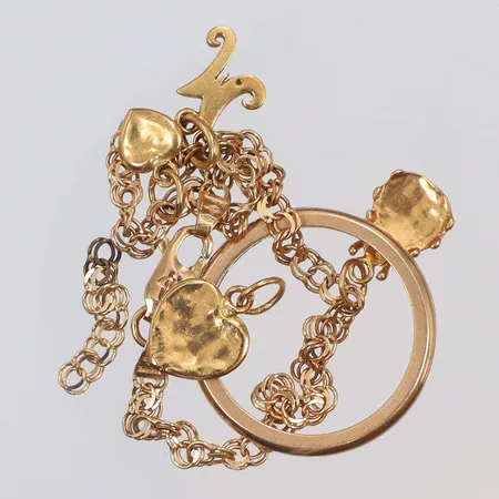 Diverse guld, delvis defekt, gravyr 18K Vikt: 8,9 g